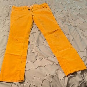 LEI Women's Straight Leg Jeans in Vibrant Yellow